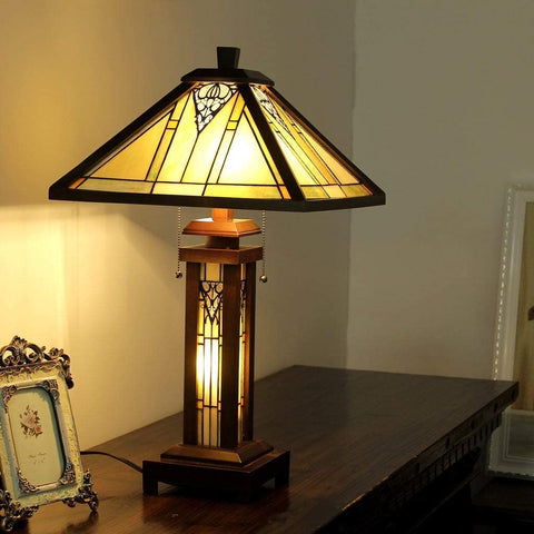 Oakestry Zella Tiffany-style Wooden Table Lamp