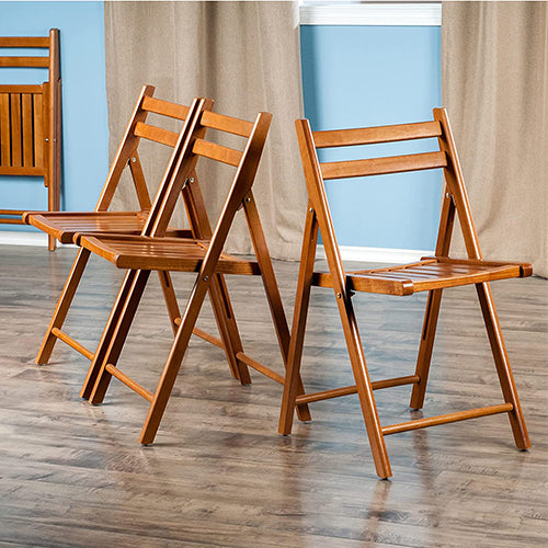 Learn the advantages of a 4-pc folding set teak chair for your outdoor area in stylish and practical