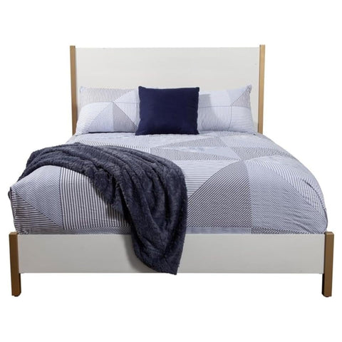 Madelyn California King Panel Bed