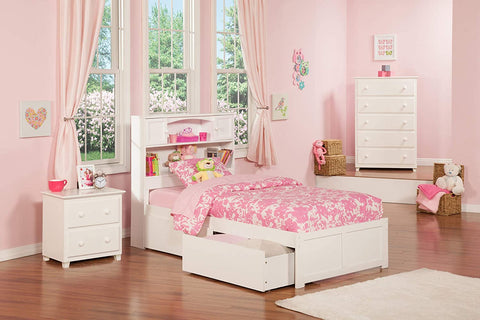 Oakestry Bed, Twin, White